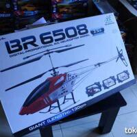 penggemar-r-c-helicopter-4-channel-kumpul-di-sini