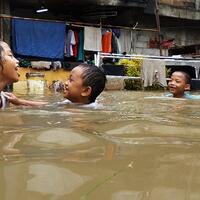 lupakan-masalah-caci-maki-info-seputar-banjir-jakarta