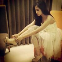 dua-cewek-calon-juara-indonesian-idol-2014-favorit-versi-ane