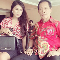 ikut-nyalegjanji-tak-berpose-nakal-lagi