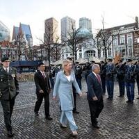 mehan-akan-tinjau-a400-dan-eurofighter