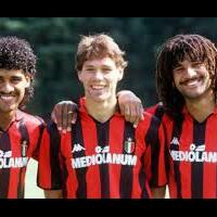 pesepakbola-yang-dulu-bikin-serie-a-italia-disegani-era-90an