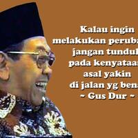 salah-satu-kalimat-alm-gusdur-yang-bijak-habiscekibrot