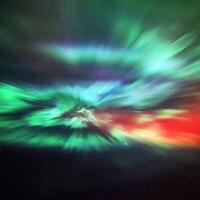 pemandangan-spektakuler-aurora-borealis-di-langit-inggris