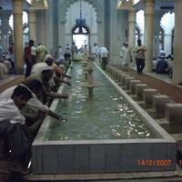 apa-lagi--tak-hanya-air-kemasan-din-juga-soroti-cara-berwudu-muslim