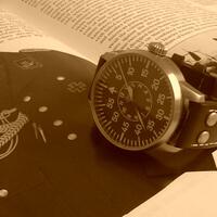 jam-tactical-dan-jam-militer