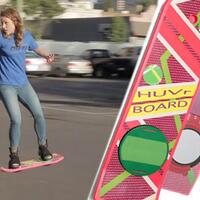canggihnya-skateboard-ini-tanpa-roda-dan-bisa-melayang-di-udara
