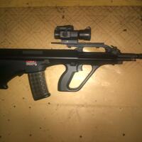 steyr-aug-lover-masuk-ke-sini