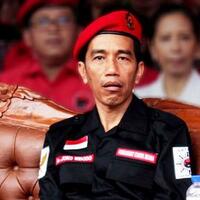 lipi-prabowo-pake-atribut-tni-topi-bintang-3-emangnye-mau-inspeksi