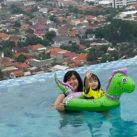 kolam-renang-di-atas-gedung-yang-patut-di-coba