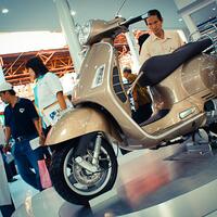 haruskah-ada-perbedaan-tempat-parkir-motor-250-ama-motor-lain-terutama-vespa