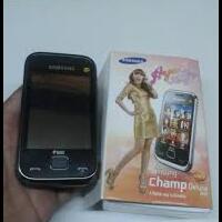 ini-dia-handphone-yang-digunakan-para-artis-indo