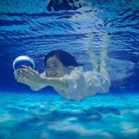 underwater-case-dicapac-murah-dan-berguna-untuk-foto-underwater