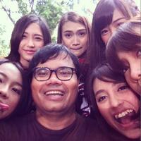 bacotanjuki-7-cara-foto-bareng-member-jkt48-gratis