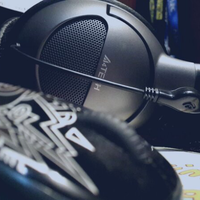 nongkrong-bareng-kamera-henpon