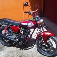 menurut-agan-unik-gak-sih-honda-jadul-cb100