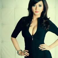 polling--who-is-the-hottest-indonesian-milf