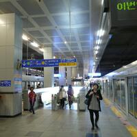 kecelakaan-kereta-bawah-tanah-subway-di-seoul