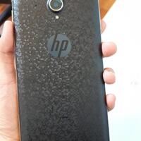 waiting-lounge-hp-slate6-voice-tab--quad-core--see-the-world-in-big-picture
