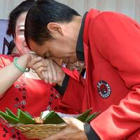 yakin-kepada-megawati-namun-ragu-terhadap-jokowi