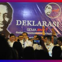 jokowi-minta-relawan-lebih-gencar-lakukan---serangan-darat
