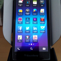 waiting-lounge-blackberry-z3--read-page-one-first