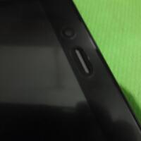 official-lounge-blackberry-z3--read-page-one-first