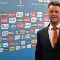 inilah-pelatih-baru--setan-merah--louis-van-gaal