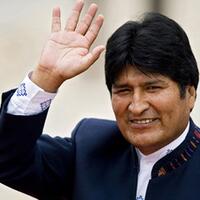 presiden-bolivia-resmi-jadi-gelandang-klub-profesional