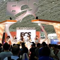 oriental-mengintip-booth-babes-pameran-computex-2014