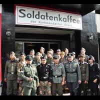 seragam-peralatan-dan-perlengkapan-perang-tentara-nazi-jerman-era-perang-dunia-2