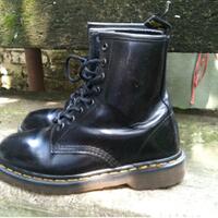 dr-martens-dm-docmart---part-3