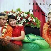 kasian-pengantin-cewenya-haha