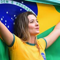 wanita-wanita-quotfreshquot-yang-quotterselipquot-di-perhelatan-akbar-piala-dunia--brazil-2014