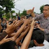 diserang-23-fitnah-jokowi-balas-dengan-kebaikan