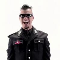ahmad-dhani-pakai-baju-nazi-ss-black-uniform