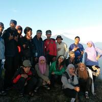 tapak-tilas-sejarah-pawitra-via-jolotundo