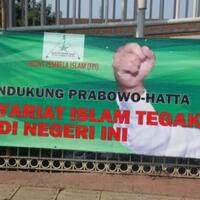 pendukung-bodoh-suara-jeblog-spanduk-fpi-dinilai-melemahkan-dukungan-ke-prabowo