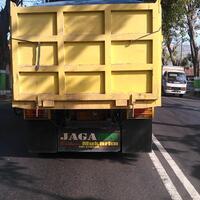 kalimat-kalimat-mutiara-kocak-pada-truk-trailer-angkot-pelampiasan-para-supir