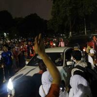 pengamat-konser-salam-2-jari-bukti-elektabilitas-jokowi-jk-yang-merosot