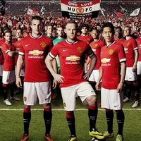 seragam-baru-mu-2014-2015-resmi-diluncurkan