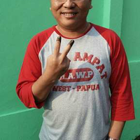 wamenkum-denny-salam-dua-jari-pilih-saya-gan