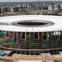 ide-keren-stadion-megah-diubah-jadi-rumah