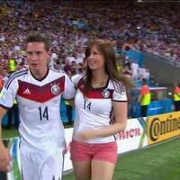 keren--ini-dia-wags-girlfriend-tercantik-di-piala-dunia-pacar-draxler