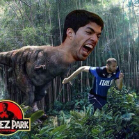 suarez-resmi-ke-barcelona-ini-daftar-dosanya