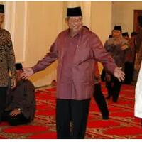 tampil-beda-si-boleh-tapi-gak-gini-juga-kaleee