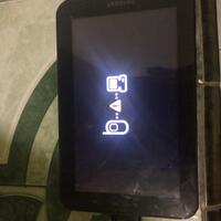 main-lounge-galaxytab-7quot-gt-p1000---part-1