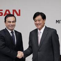 nissan--mitsubishi--mobil-listrik-termurah