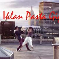 ketika-bintang-amburegul-emesyu-melakukan-human-flag