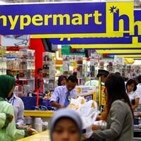 hypermart-bali-resmi-larang-karyawan-berjilbab